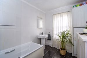 Photo 31- click for photo gallery